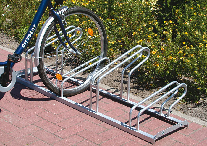 Anwendungsbeispiel: Fahrradständer -Nil Bügelmix-, 4er, einseitig (Art. 10755)