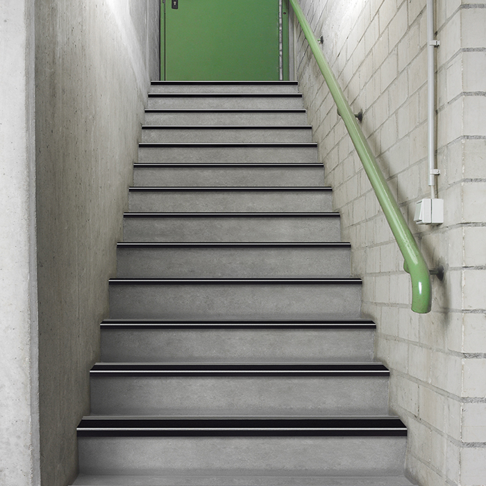 Antirutsch Treppen Stufen aus Metall sind rutschsicher R11